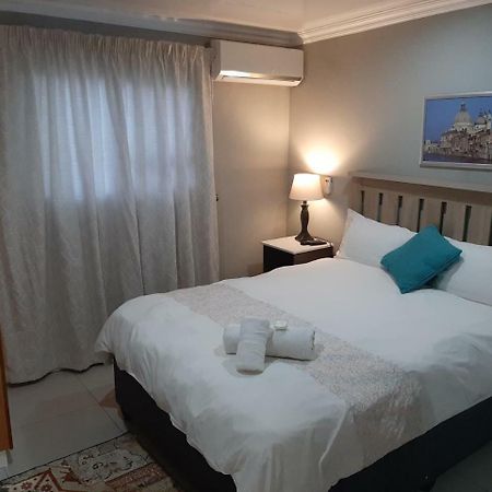 Lux Rooms On 37 布隆方丹 外观 照片
