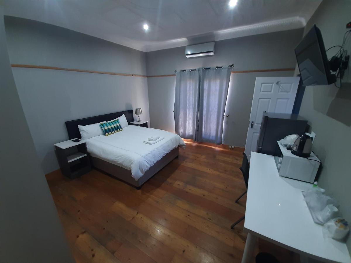Lux Rooms On 37 布隆方丹 外观 照片